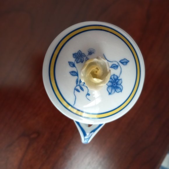 Chase Costa Azzurra Pots de Creme. Blue, Yellow & White. Lynn Chase Designs 1988 - Picture 13 of 13